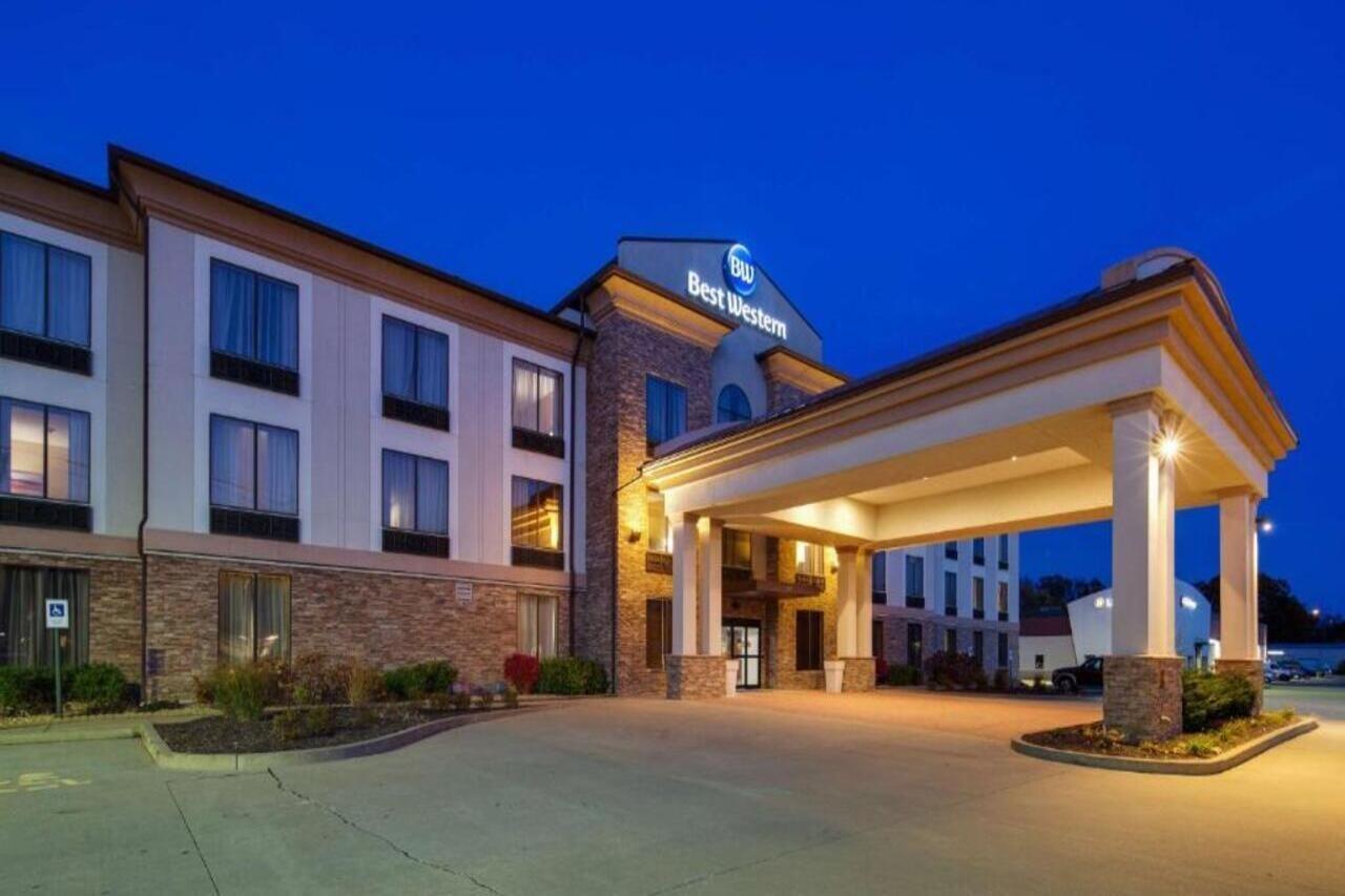 Best Western St. Louis Airport North Hotel & Suites هازلوود المظهر الخارجي الصورة