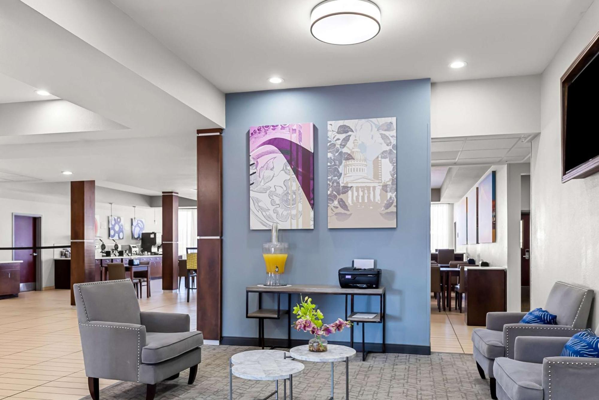 Best Western St. Louis Airport North Hotel & Suites هازلوود المظهر الخارجي الصورة
