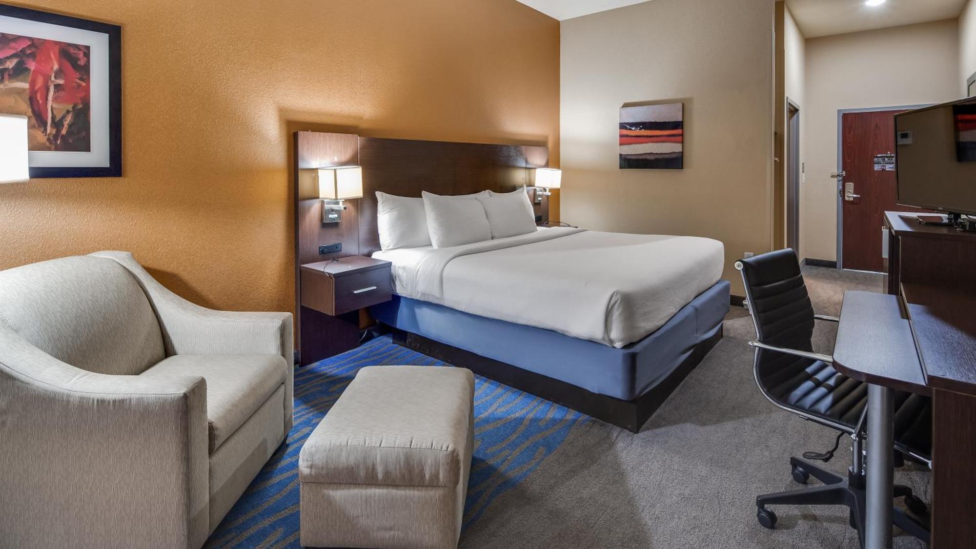 Best Western St. Louis Airport North Hotel & Suites هازلوود المظهر الخارجي الصورة